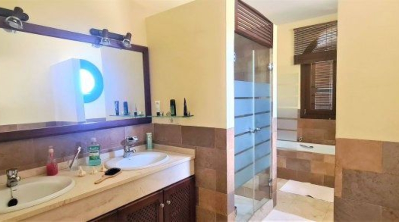 Cádiz - San Roque - 2640m2