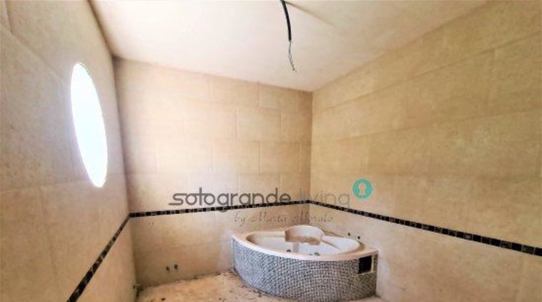 Cádiz - San Enrique de Guadiaro - 7000m2