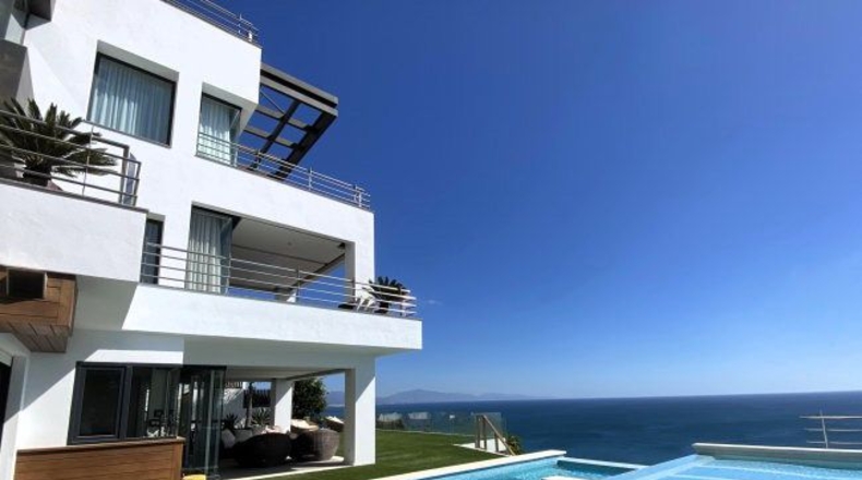 Málaga - La Paloma - 1200m2
