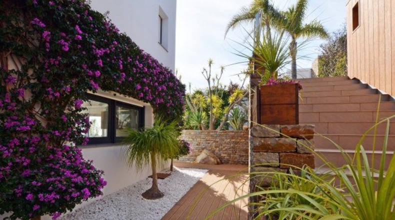Málaga - La Paloma - 1200m2