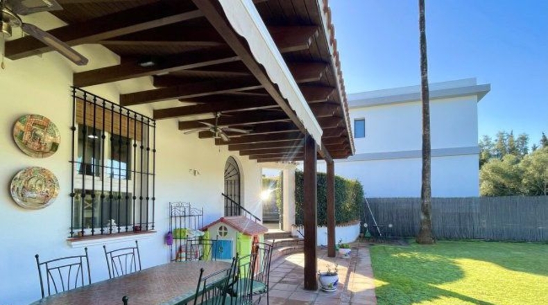 Cádiz - San Roque - 1085m2