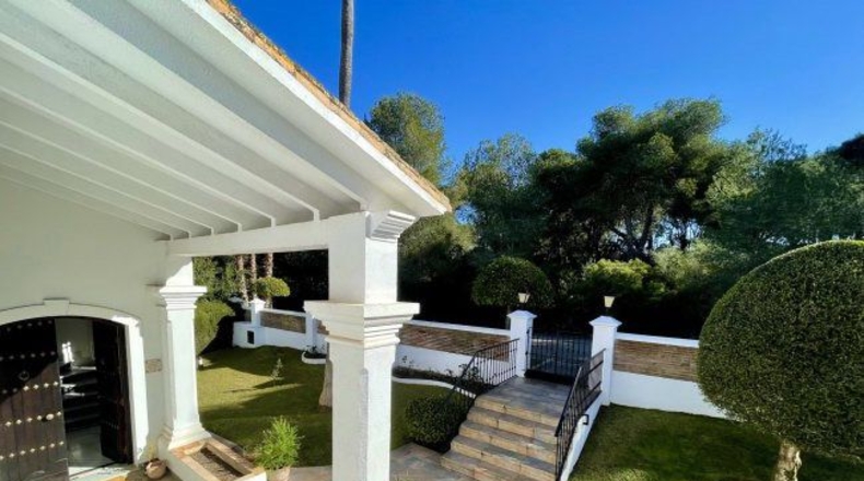 Cádiz - San Roque - 1085m2