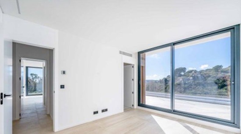 Кадис - San Roque - 2305m2
