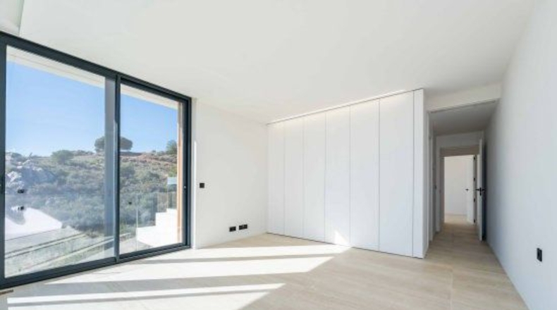 Кадис - San Roque - 2305m2
