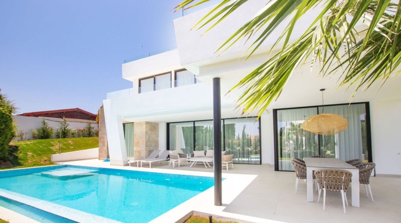 Málaga - Estepona - 1031m2