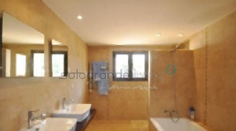 Málaga - Casares - 27000m2