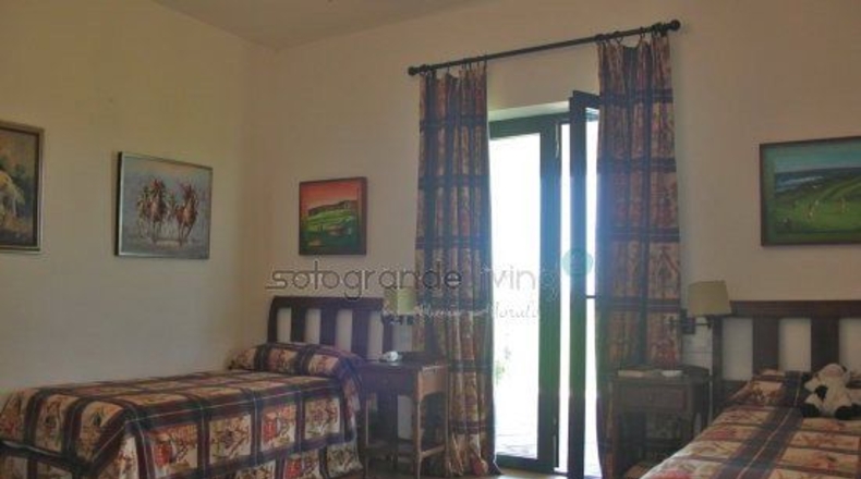 Cádiz - San Roque - 2150m2