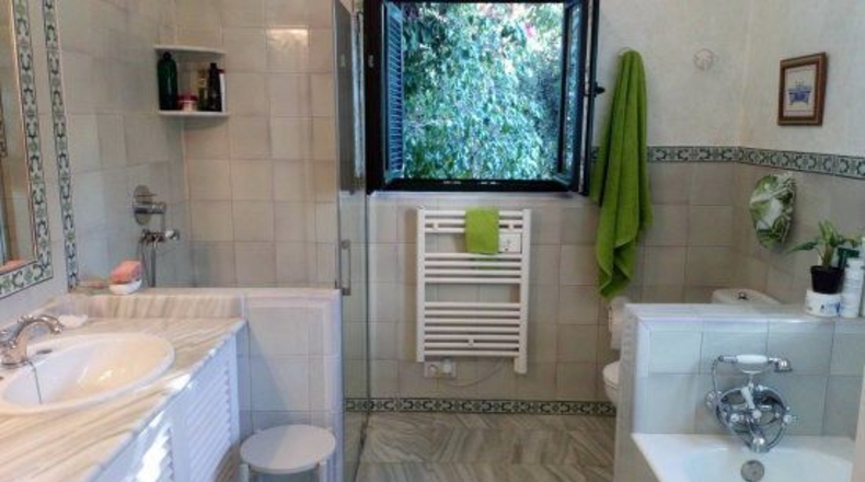 Cádiz - San Roque - 2150m2