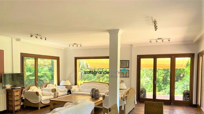Cádiz - San Roque - 2000m2