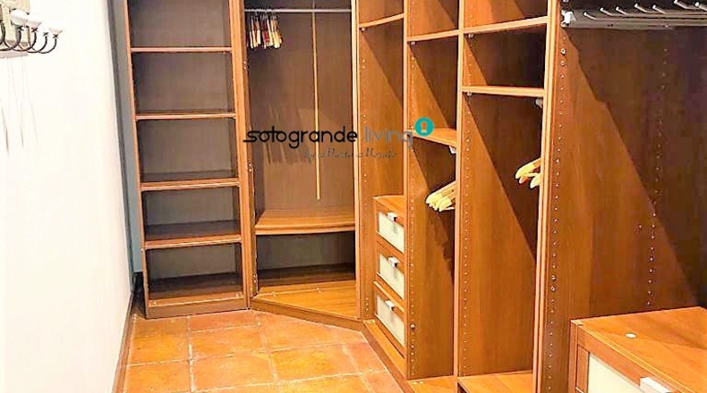 Cádiz - San Roque - 2000m2