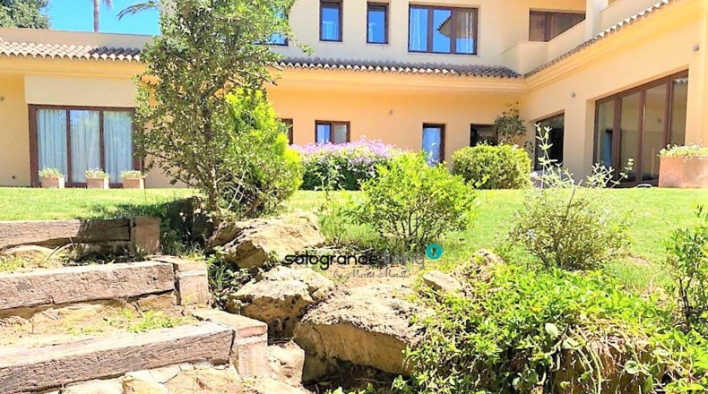 Cádiz - San Roque - 2000m2