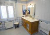 Xalet independent amb terreny en venda a Valdepeñas ref.: TR27440 foto