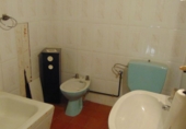 Дом с участком на продажу в городе La Solana. Фото