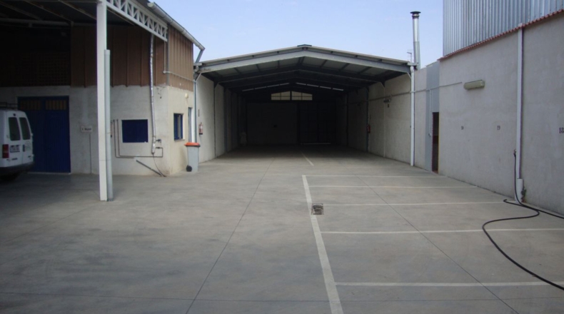 Ciudad Real - Valdepeñas - 615m2