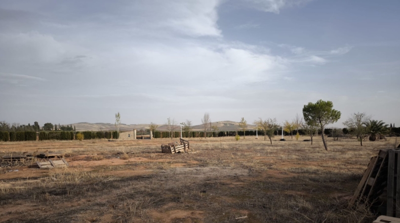 Ciudad Real - Valdepeñas - 16377m2