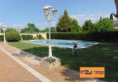 Casa de camp amb terreny en venda a Valdepeñas ref.: TR235104 foto