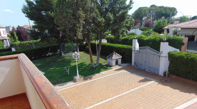 Ciudad Real - Valdepeñas - 1500m2