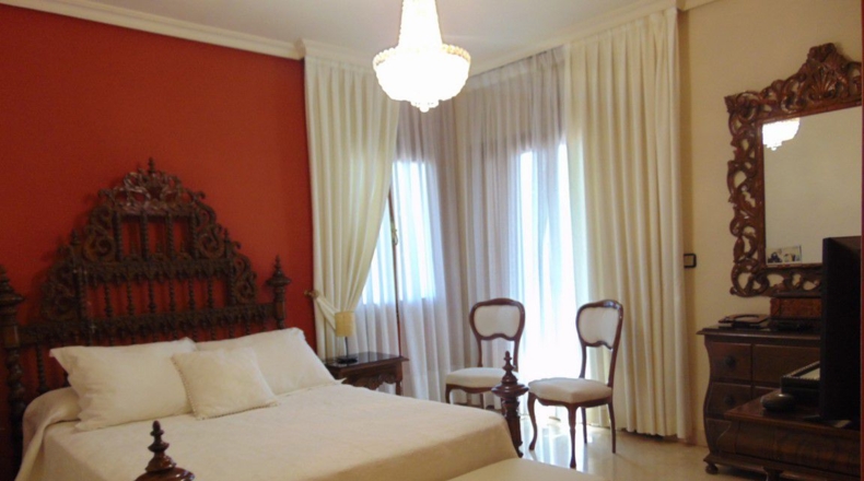 Ciudad Real - Valdepeñas - 1500m2