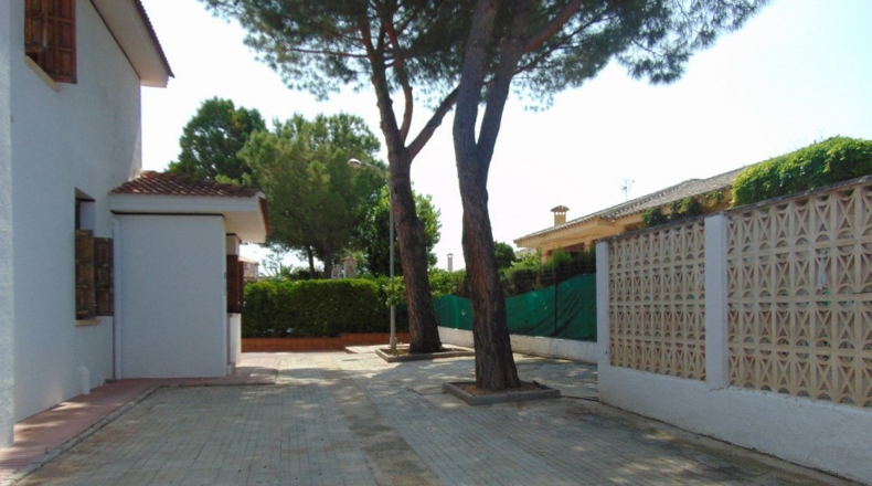 Ciudad Real - Valdepeñas - 1500m2