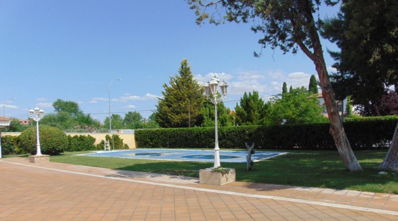 Ciudad Real - Valdepeñas - 1500m2