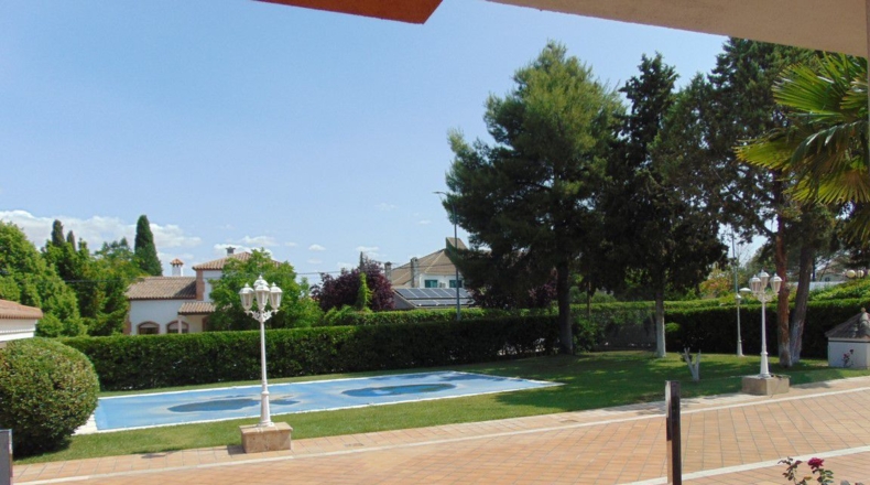 Ciudad Real - Valdepeñas - 1500m2