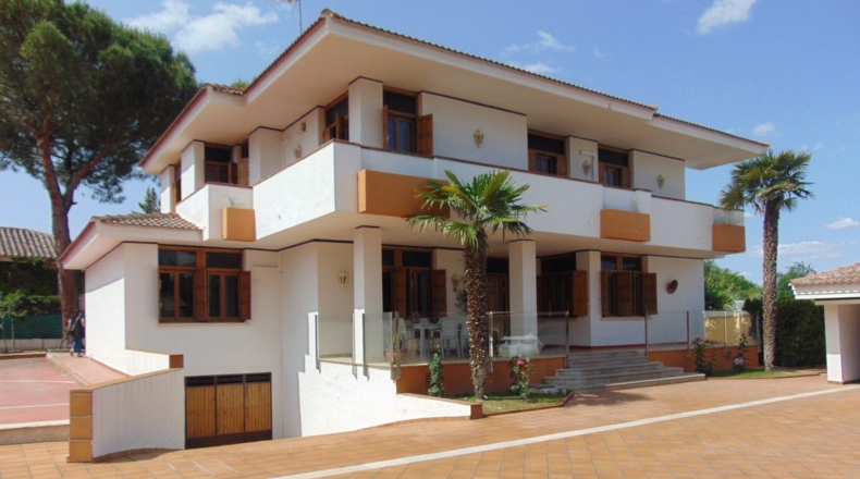 Ciudad Real - Valdepeñas - 1500m2