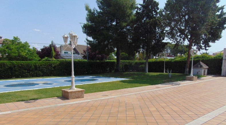 Ciudad Real - Valdepeñas - 1500m2