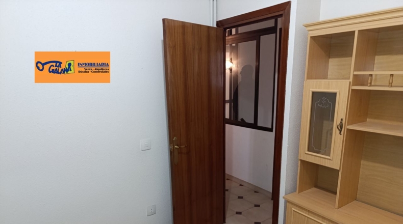 Ciudad Real - Вальдепеньяс - 366m2