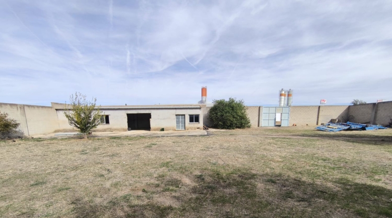 Ciudad Real - Valdepeñas - 1427m2