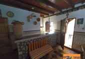 Casa de camp amb terreny en venda a Valdepeñas ref.: TR105057 foto