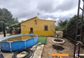 Casa de camp amb terreny en venda a Valdepeñas ref.: TR105057 foto