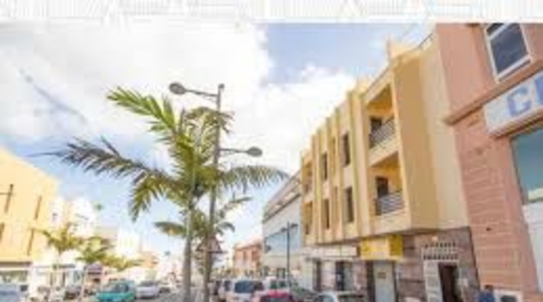 Santa Cruz de Tenerife - San Isidro - 1680m2