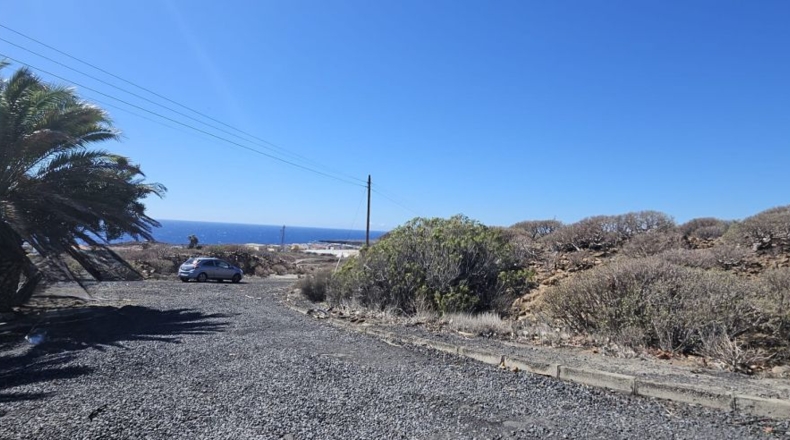 Santa Cruz de Tenerife - Urbanización Jardín del Atlántico - 494m2