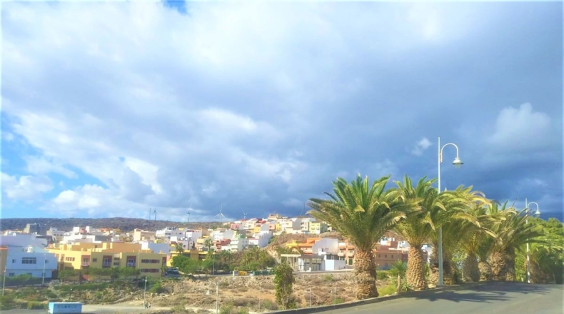 Santa Cruz de Tenerife - Urbanización Jardín del Atlántico - 494m2