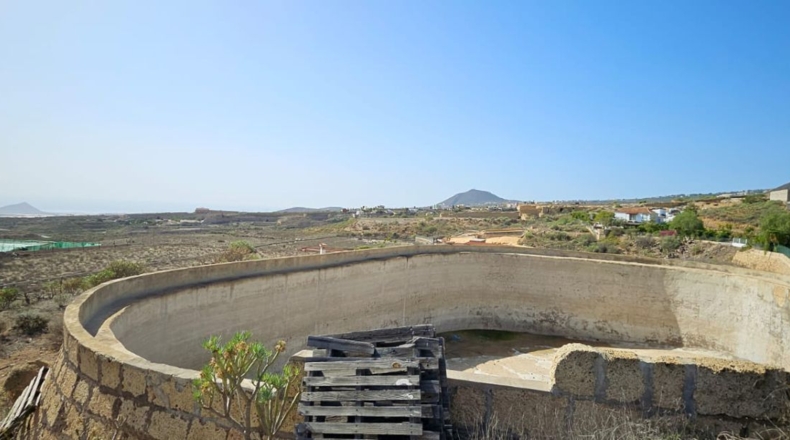 Santa Creu de Tenerife - Castro - 679m2