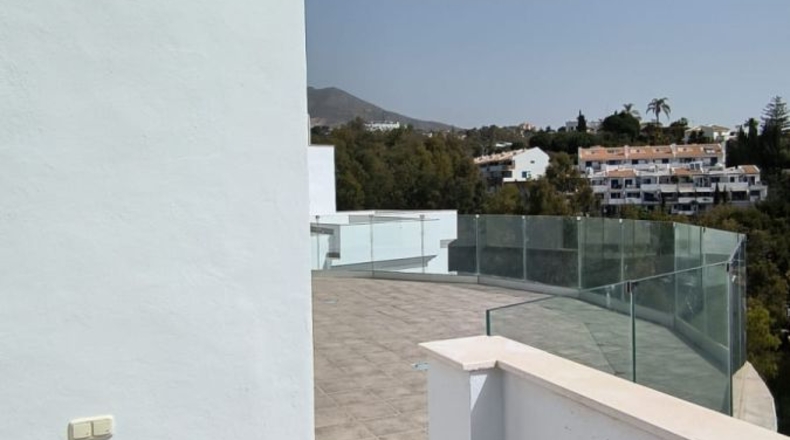 Malaga - Benalmádena - 977m2