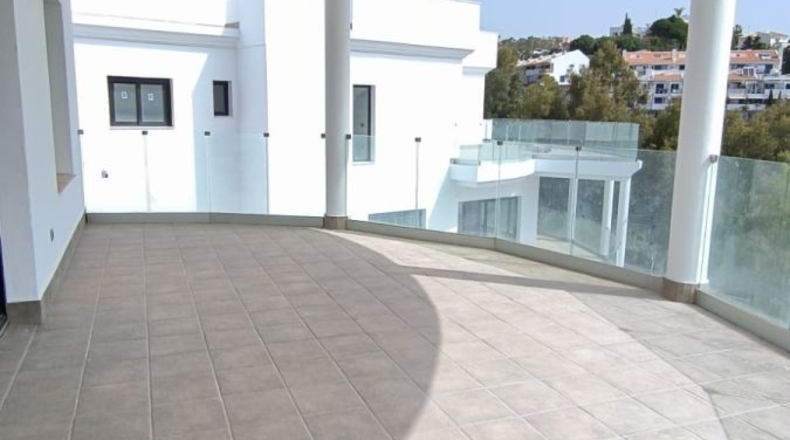 Malaga - Benalmádena - 977m2