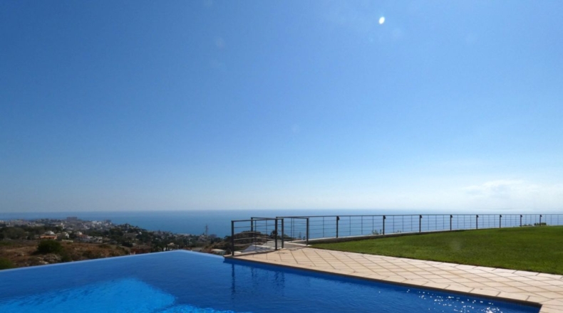 Málaga - Benalmádena - 2137m2