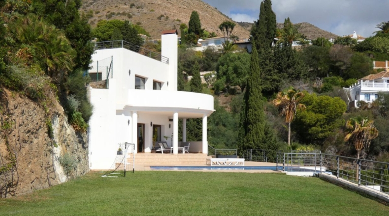 Málaga - Benalmádena - 2137m2