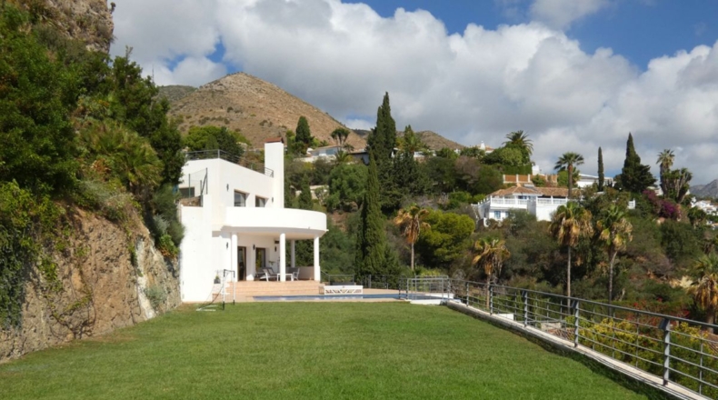Málaga - Benalmádena - 2137m2