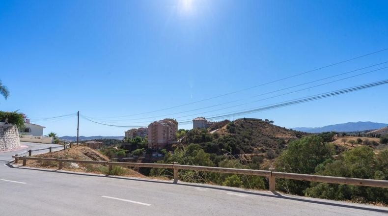 Malaga - Fuengirola - 8039m2