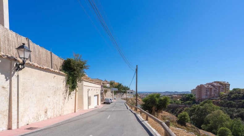 Malaga - Fuengirola - 8039m2