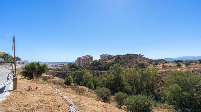 Malaga - Fuengirola - 8039m2