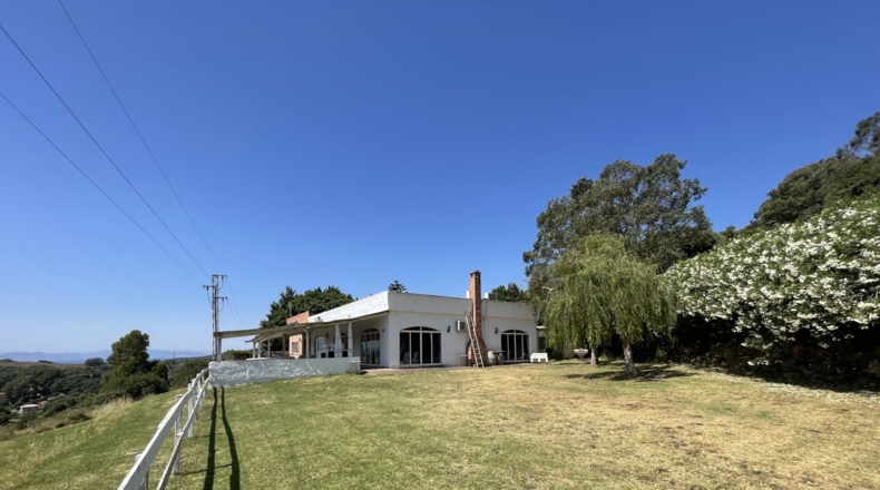 Cádiz - Algesires - 2180m2
