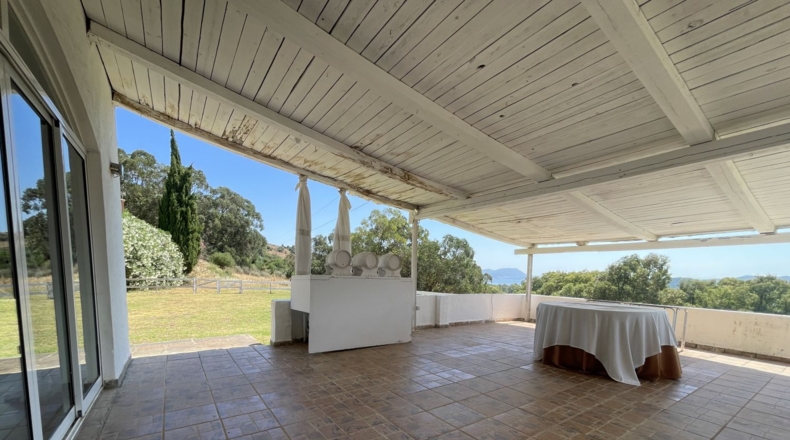 Cádiz - Algesires - 2180m2