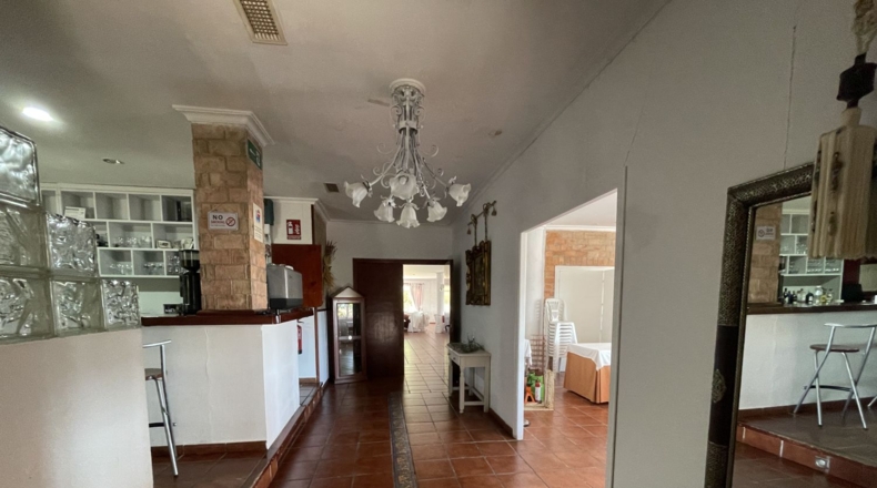 Cádiz - Algesires - 2180m2