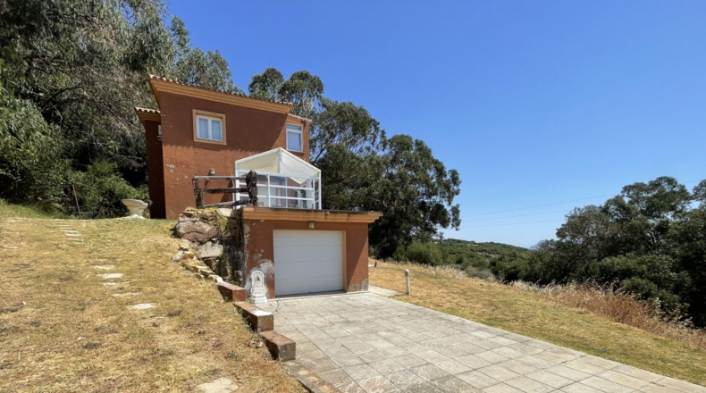 Cádiz - Algesires - 2180m2