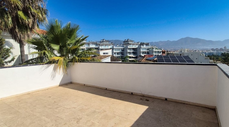 Málaga - Fuengirola - 273m2