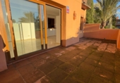 Отдельно стоящий дом с участком на продажу в городе Campo-Mijas. Фото
