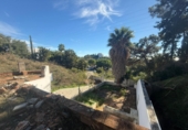 Chalet independiente con terreno en venta en Estepona ref: TR360644 foto